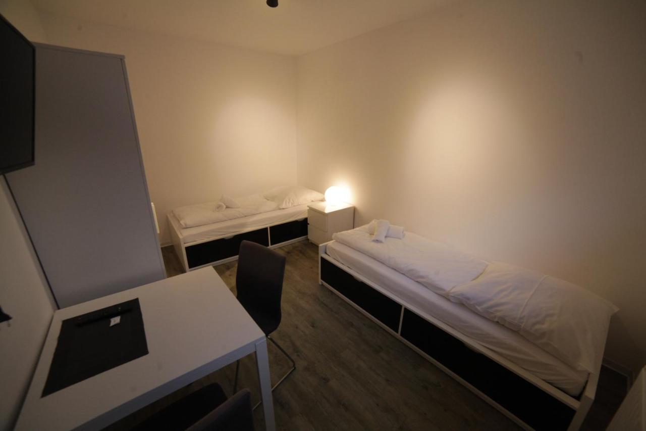 Shipyard Guesthouse Gaestehaus Fuer Geschaeftsreisende Und Monteure An Der Elsflether Werft Und Trainingcenter Heinemann Solutions Gmbh ภายนอก รูปภาพ